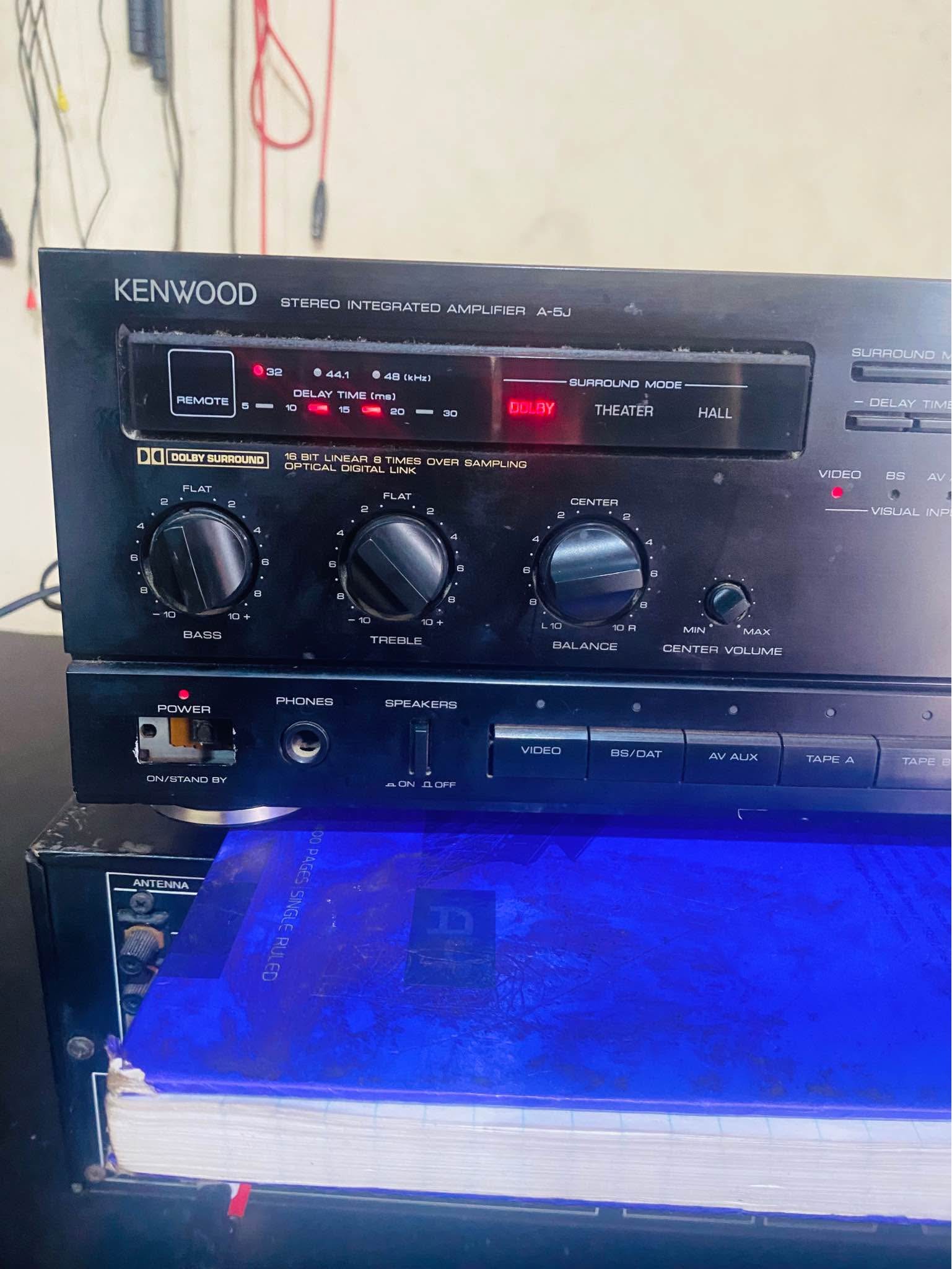 Kenwood stereo amplifier A-5j Japan imported one 110v Power botton