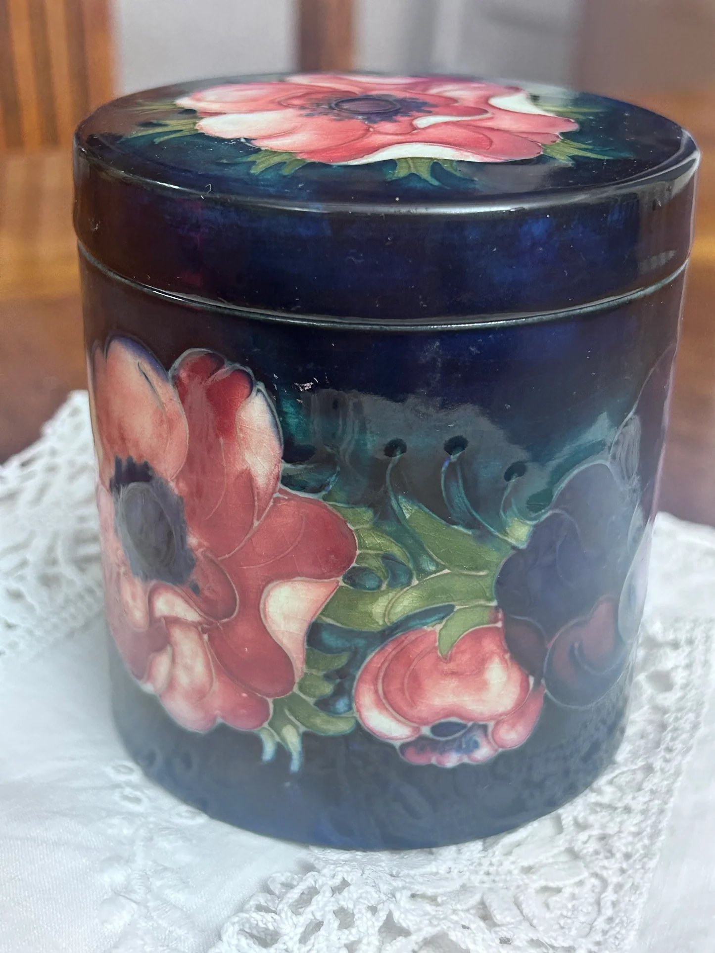 Vintage Moorcroft anemone jar with hand-painted lid for sale