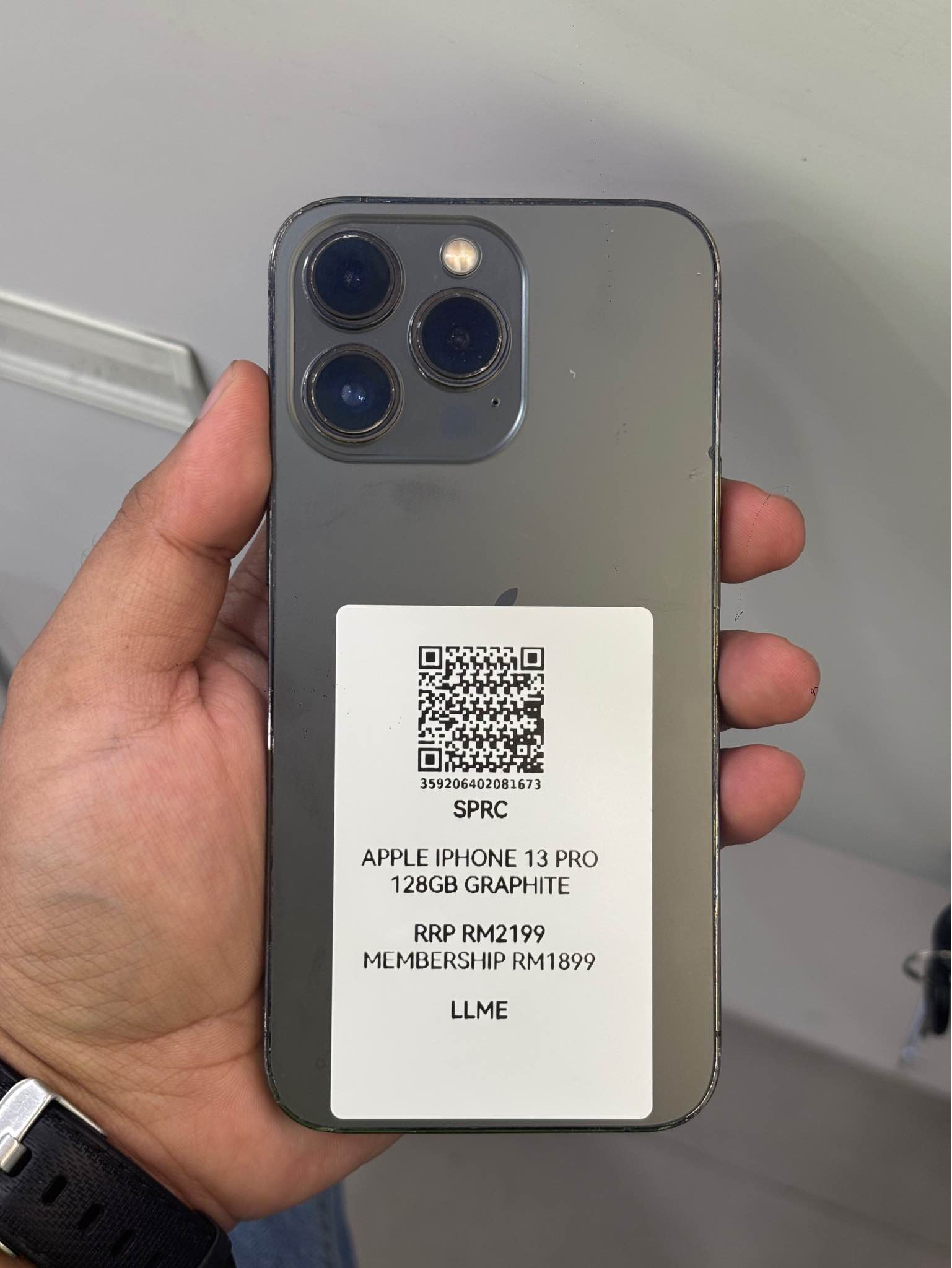 ? Iphone 13 Pro 128GB ✓ Condition: 9/10 ❌ housing colour 