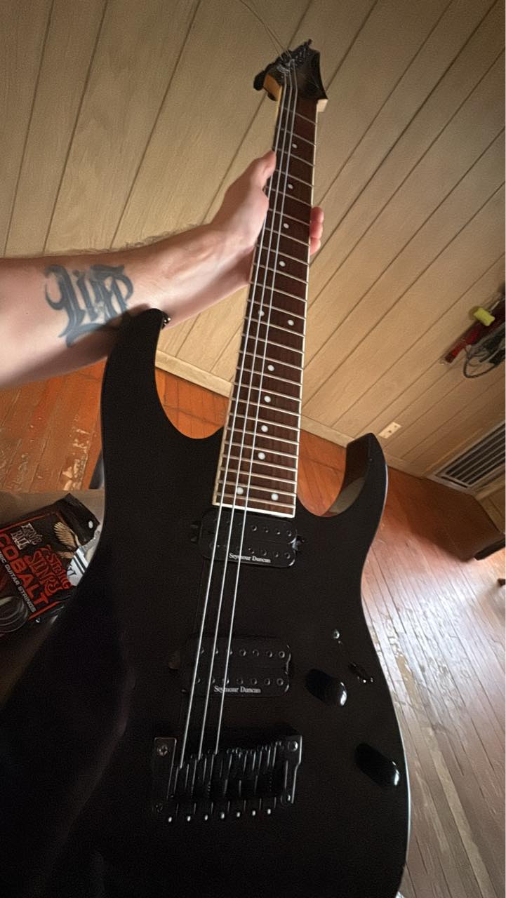 Custom painted Ibanez RG7321 by Louie Feliz