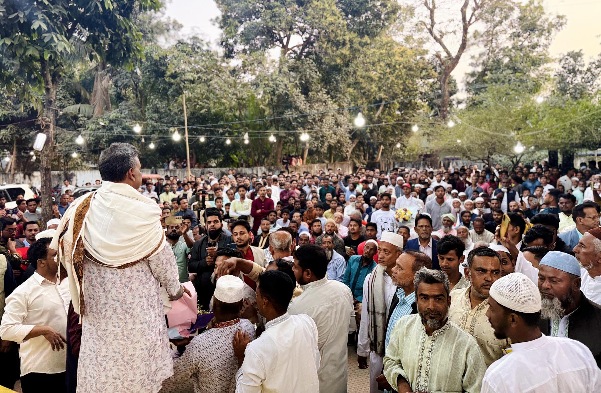 Sarowar Alamgir - সরোয়ার আলমগীর