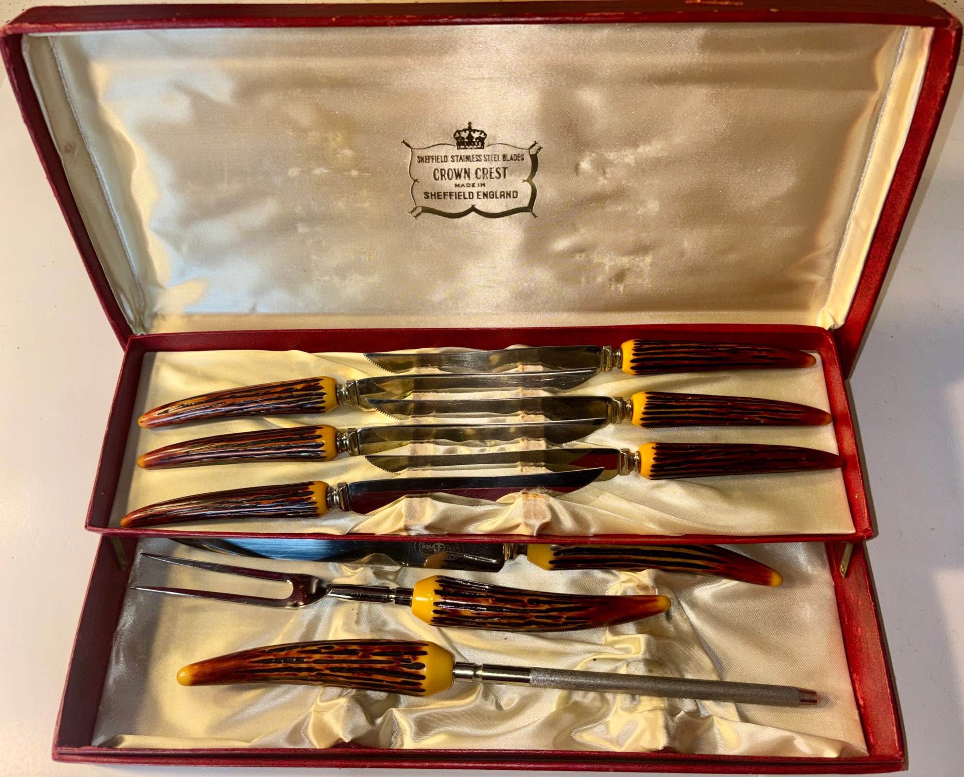 Beautiful vintage Crown Crest (Sheffield, England) steak and  display picture 1