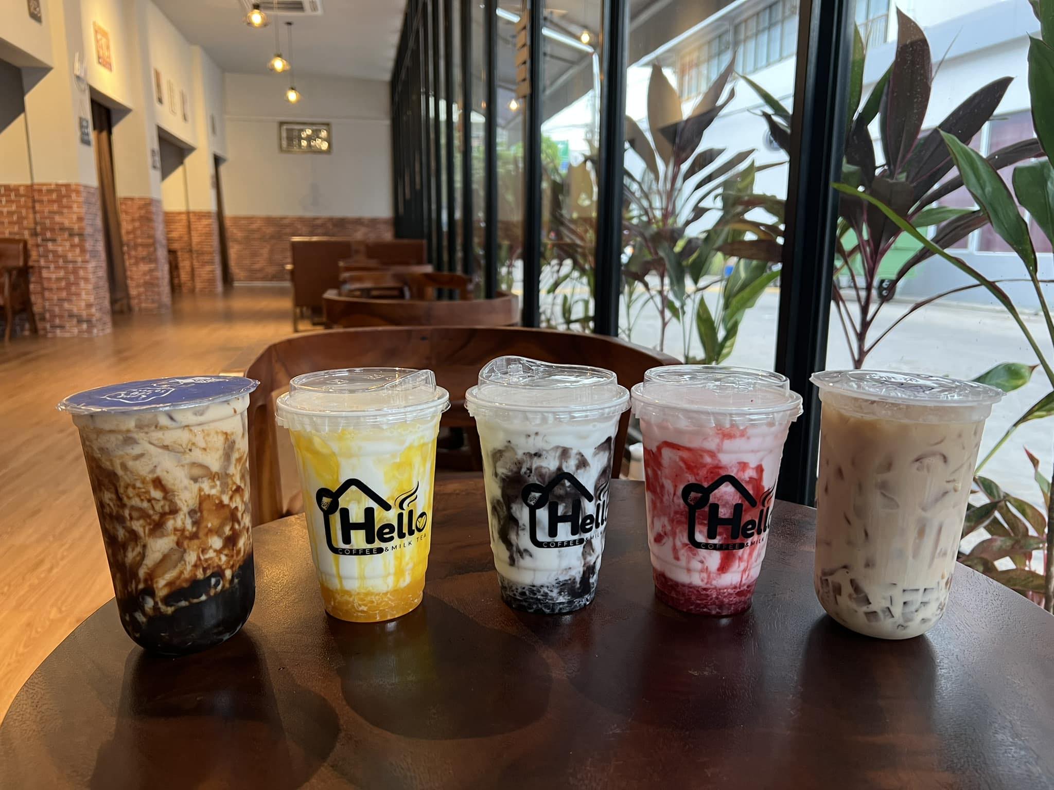 Hello Coffee & Milk Tea