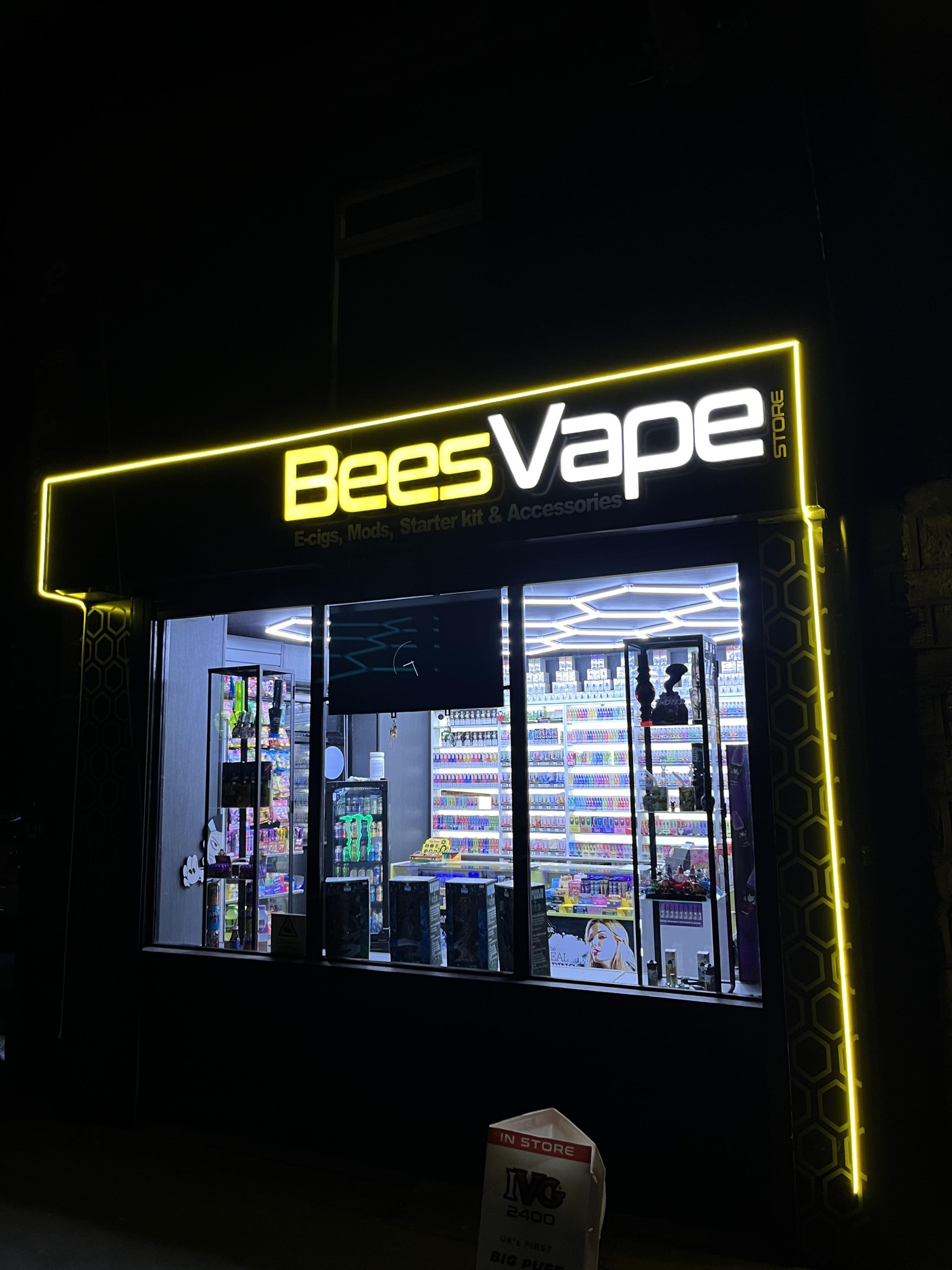 Bees Vapess Clayton