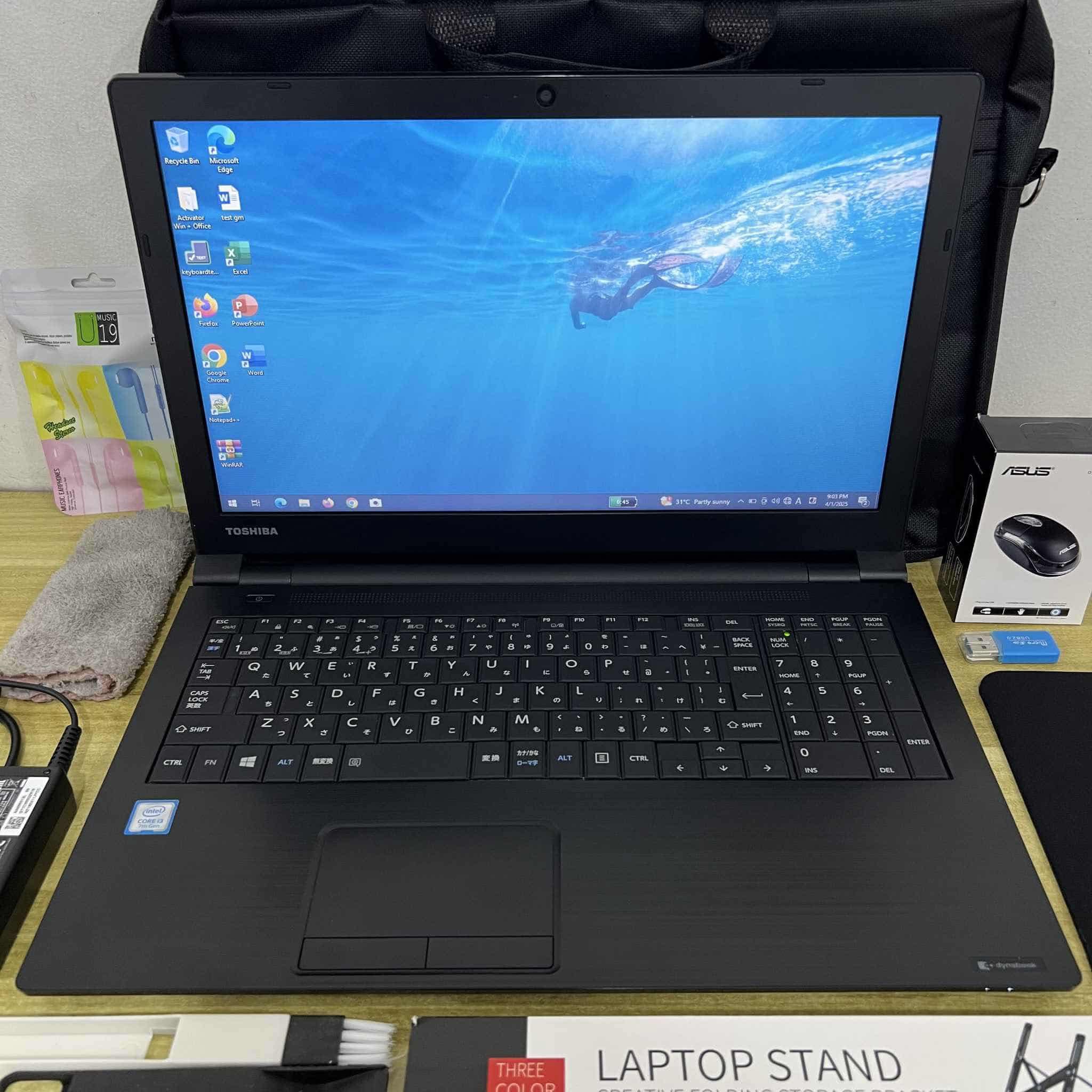 Toshiba Dynabook B65/M Laptop - 15.6