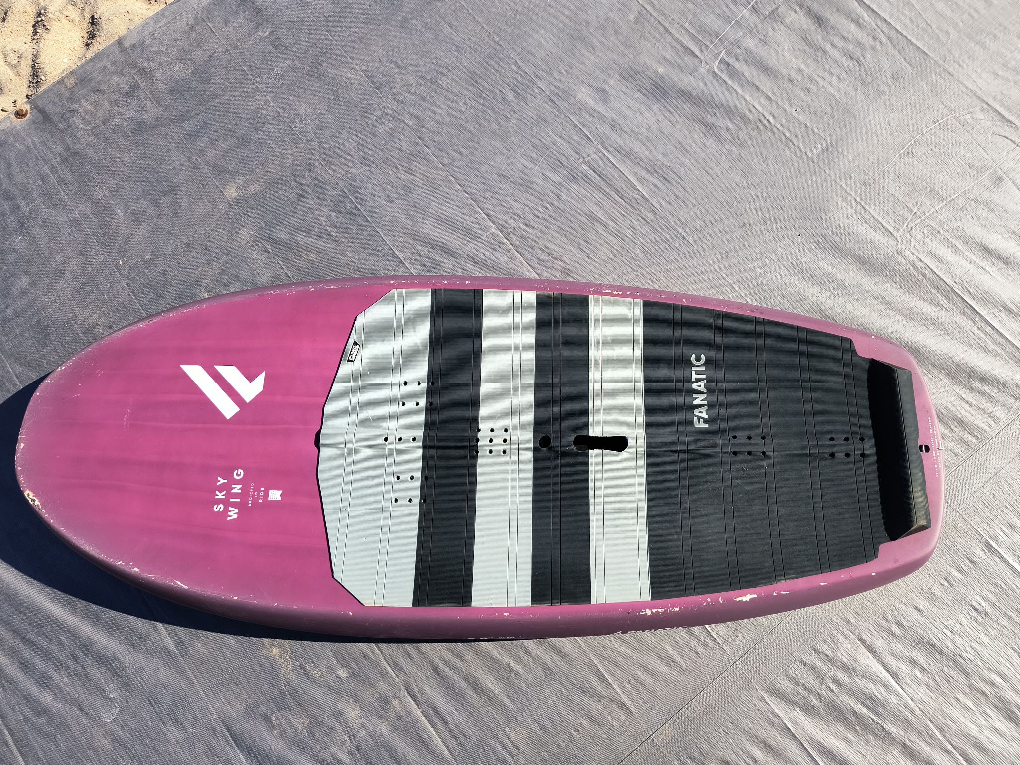 Fanatic Sky Wing board 2023 model Fanatic Sky Wing 105 liter wing 