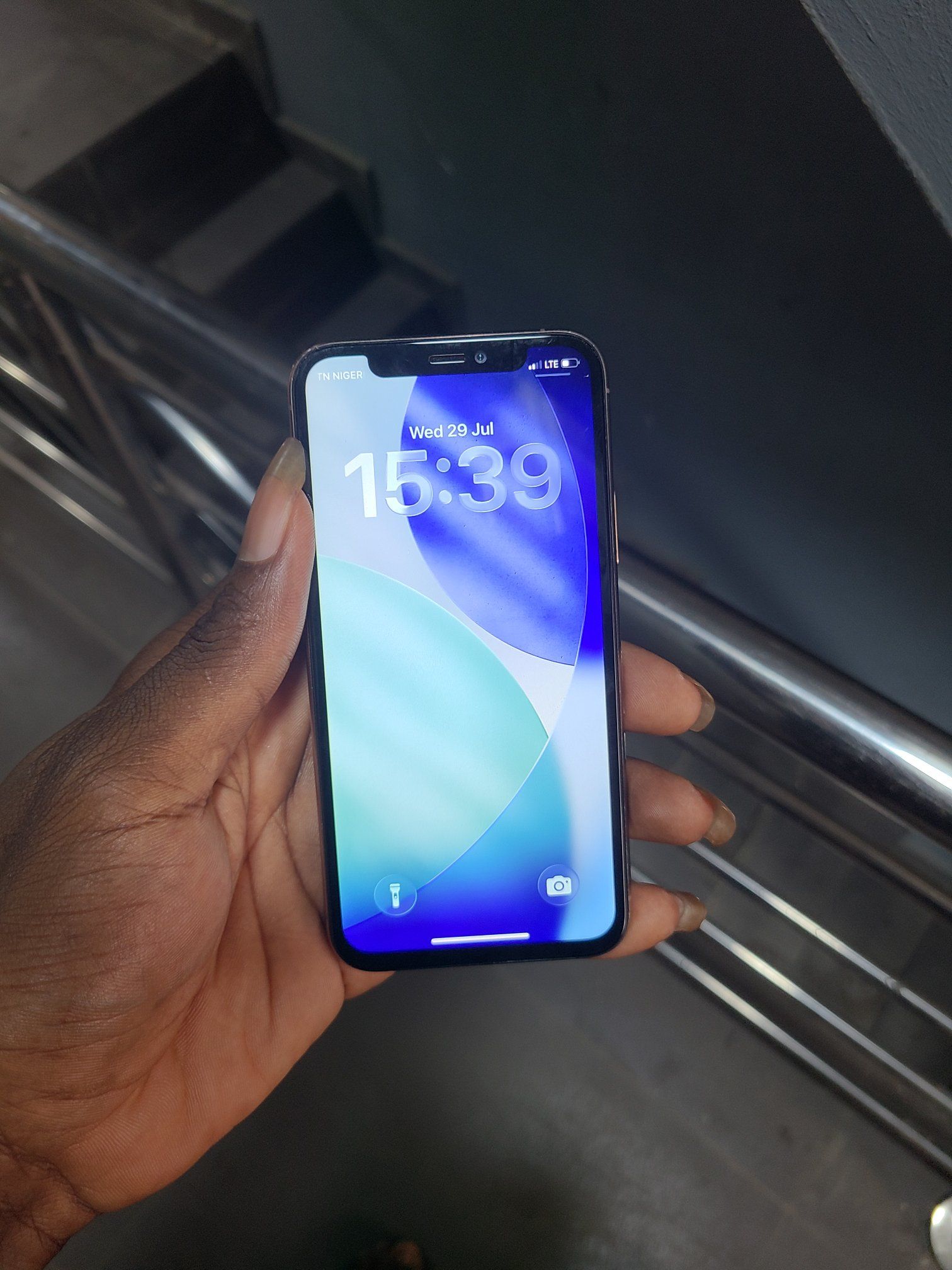 IPhone 11 pro 64gb no face ld no change part battery 77 true tone