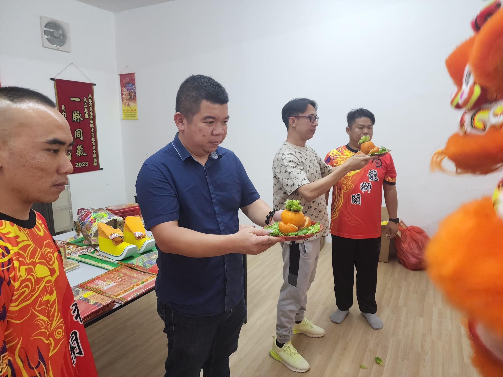 柔佛居銮青年体育龙狮阁