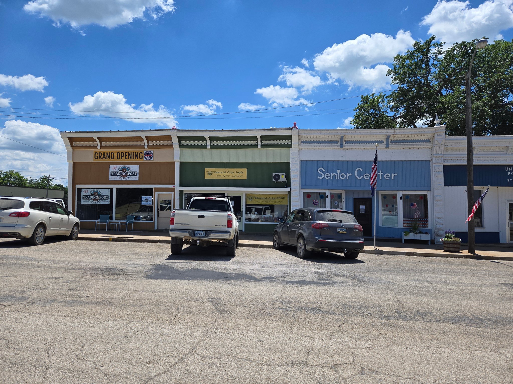 The Grumpy Bear Trading Post Toronto Lake Kansas