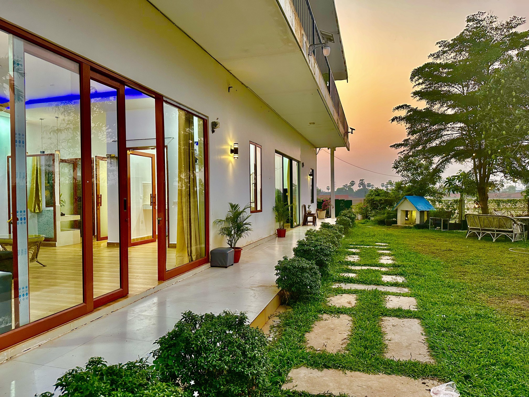 Illustration of Exclusive Apartment Rentals With Garden