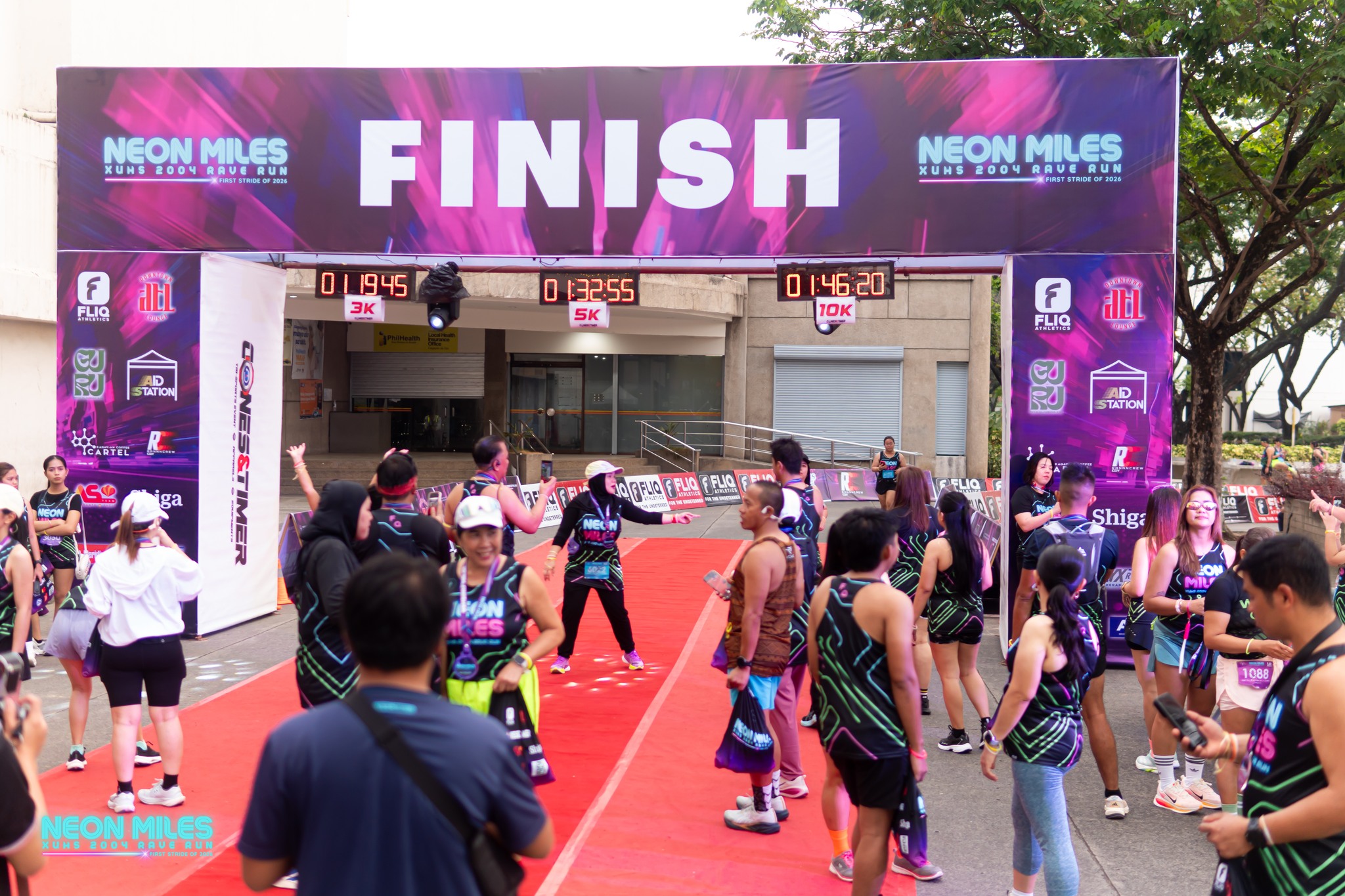 Neon Miles: XUHS 2004 Rave Run