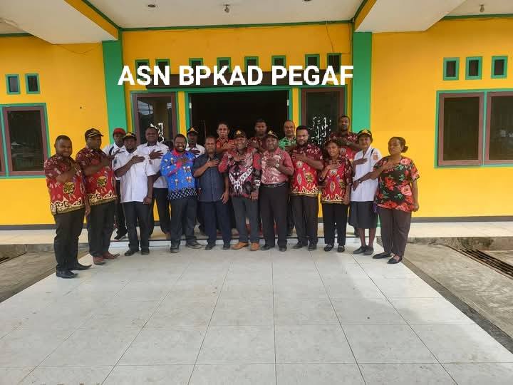 Maybrat News | ASN BPKAD Pagaf OAP semua, Maybyat Hallo..😃😃 | Facebook