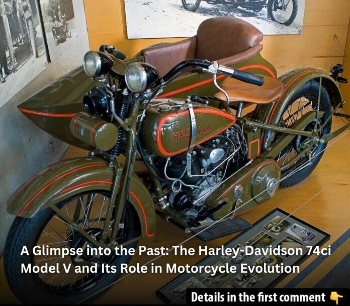 1931 Harley-Davidson Model D 💙❤️🖤 The 1931 Harley-Davidson