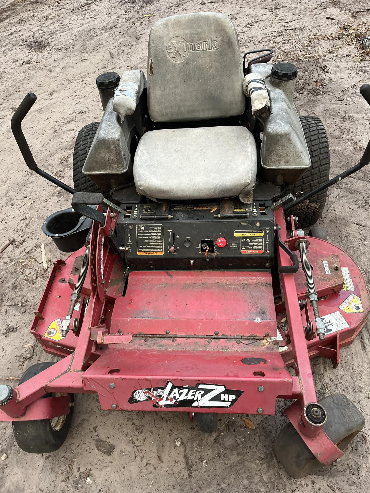 Exmark Lazer Z HP lawn mower review