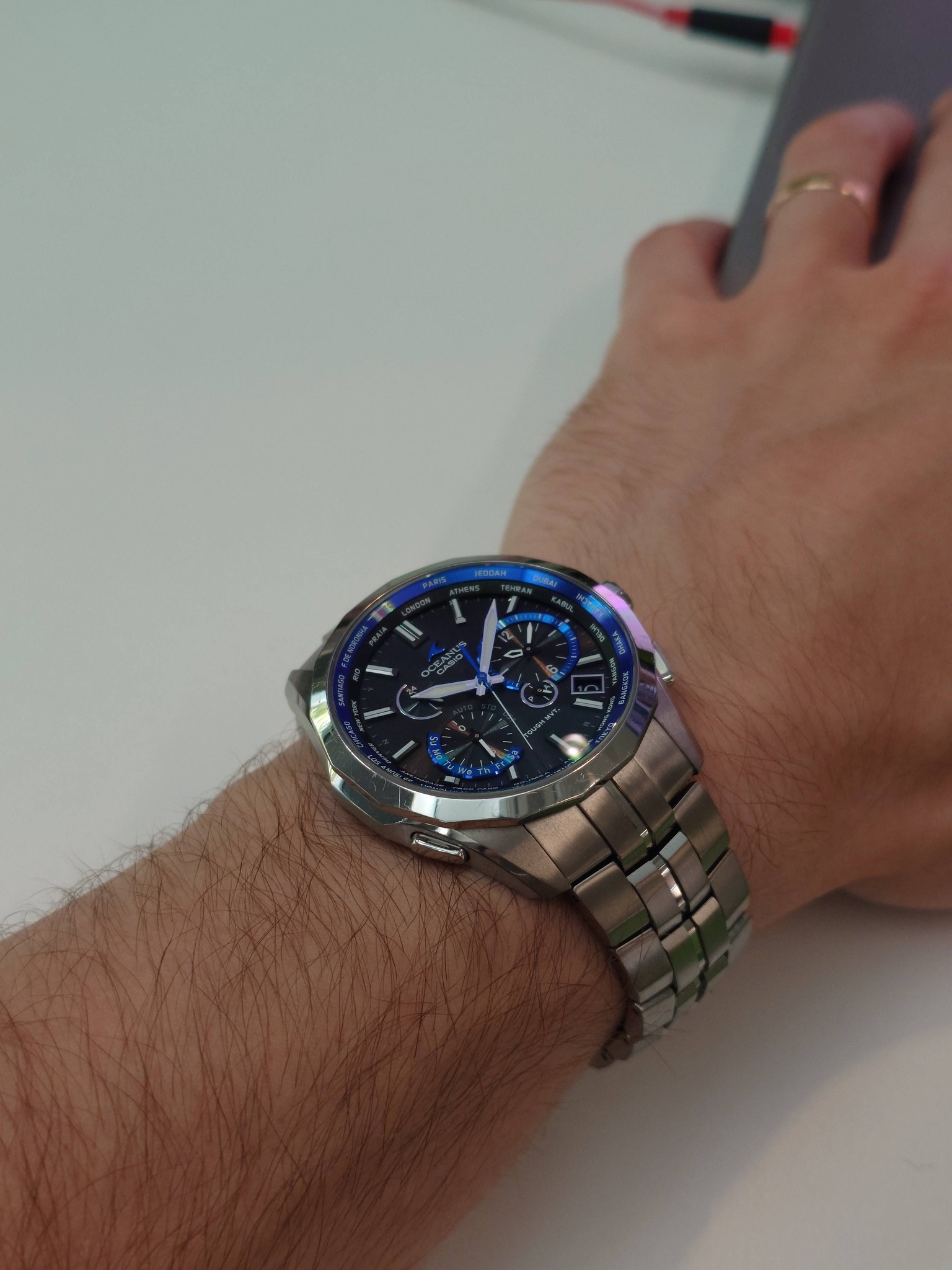 Casio Oceanus Manta OCW-S2400 watch review