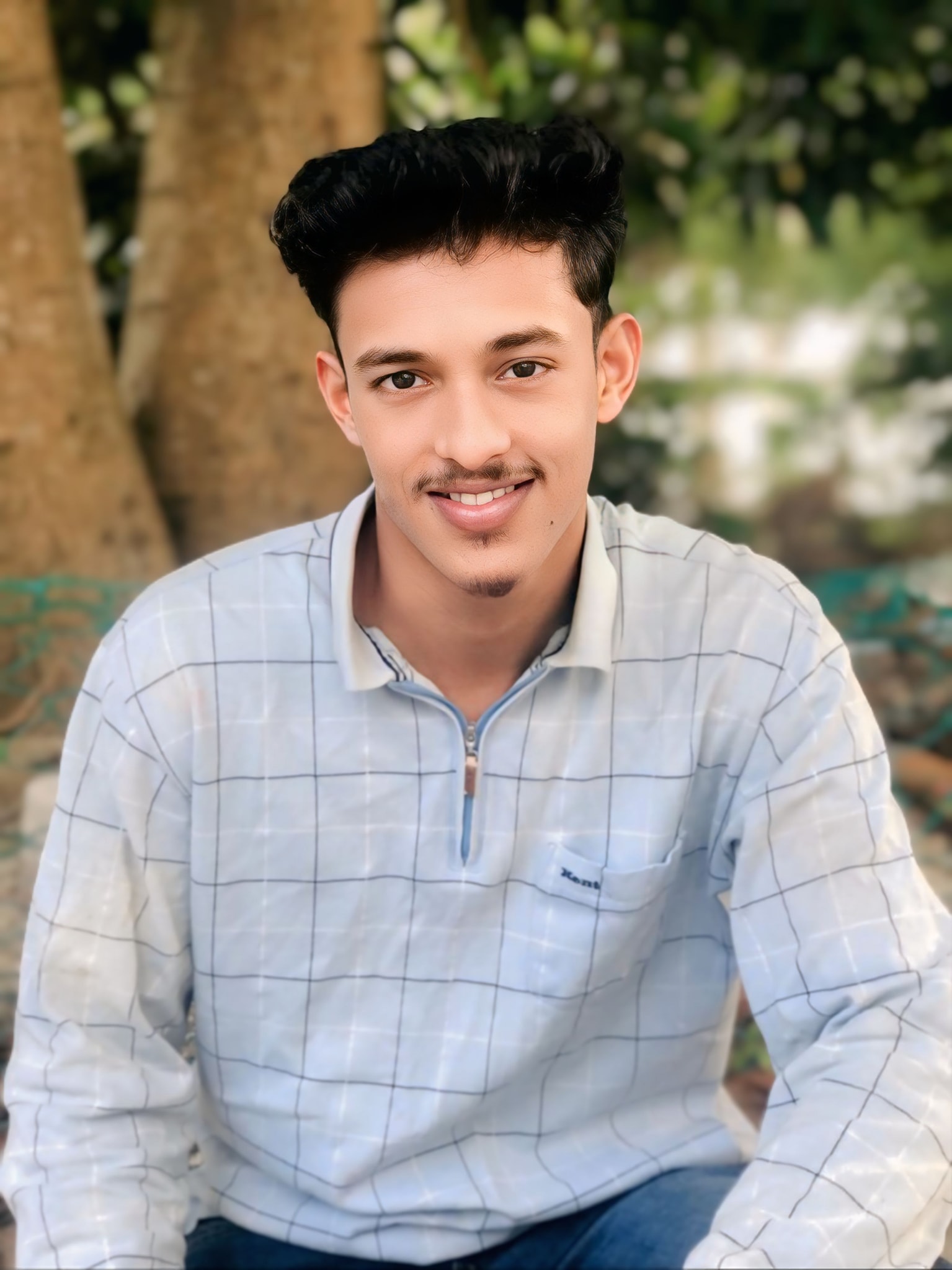 Emon Ahmed 007