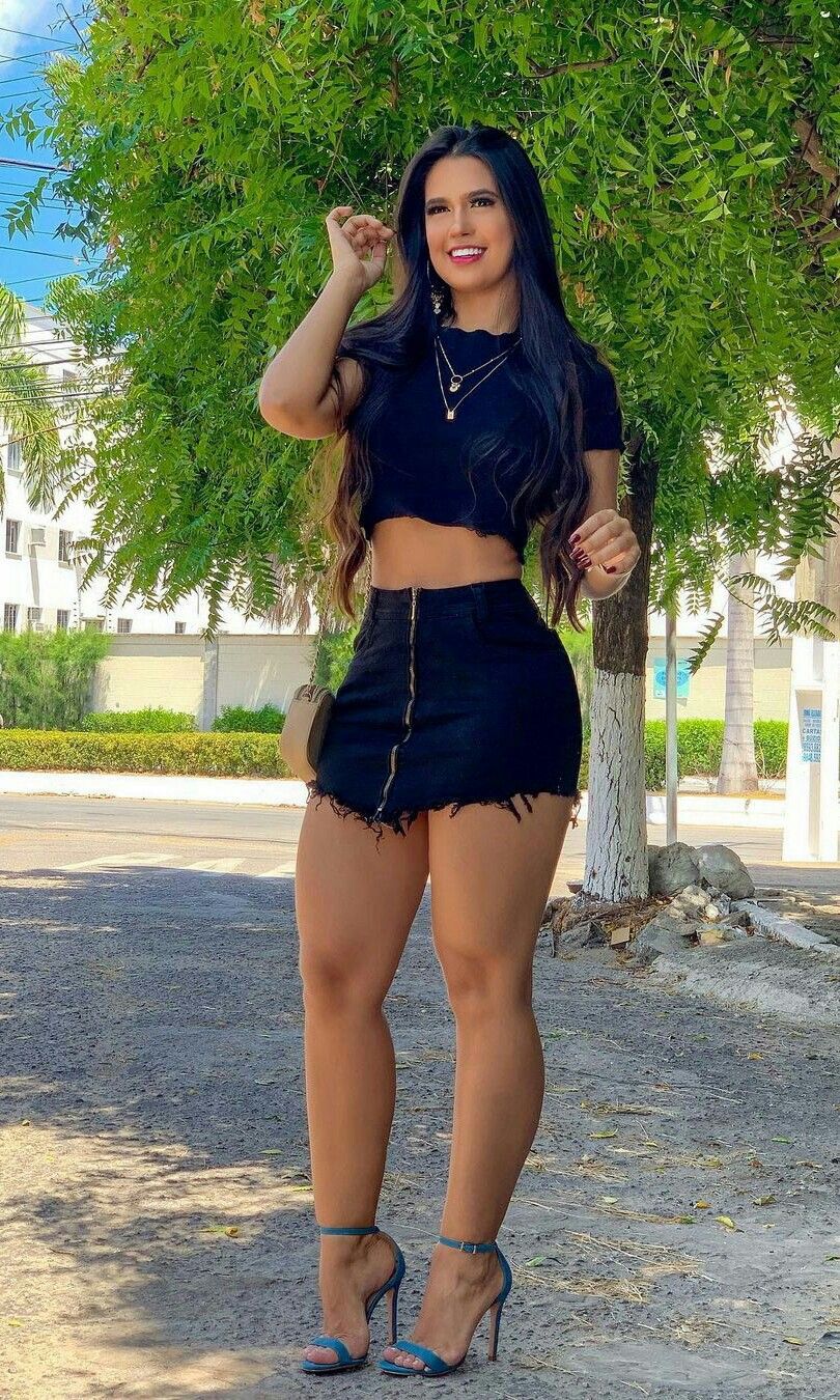 Anitta Cortez EStoy sola y necesito un amigo ♥♥ Facebook