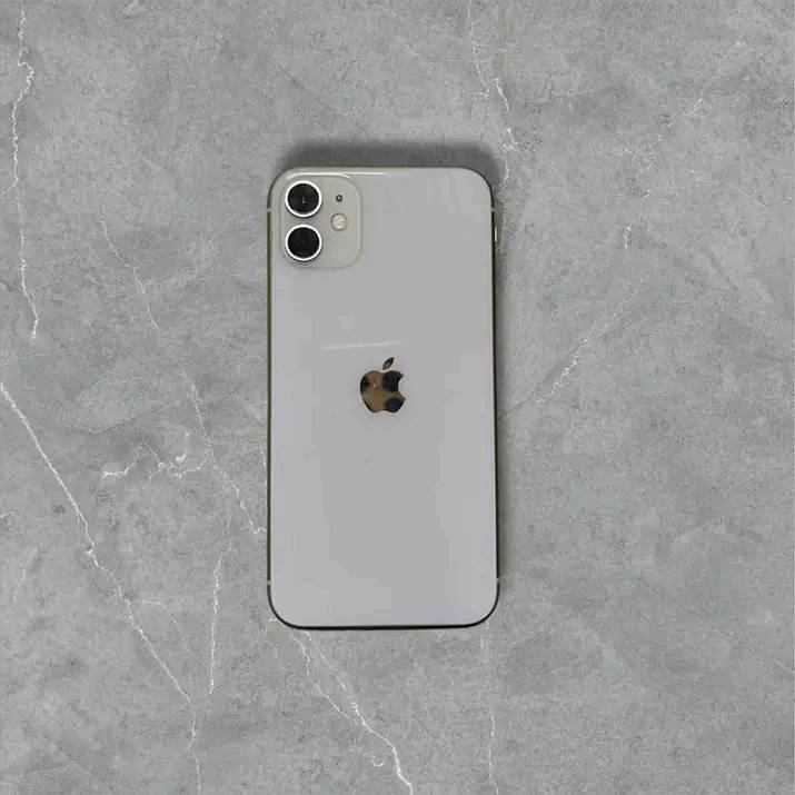 FOR SALE ONLY ? ?Iphone 11 128GB FU? ALL WORKING ORIGINAL 
