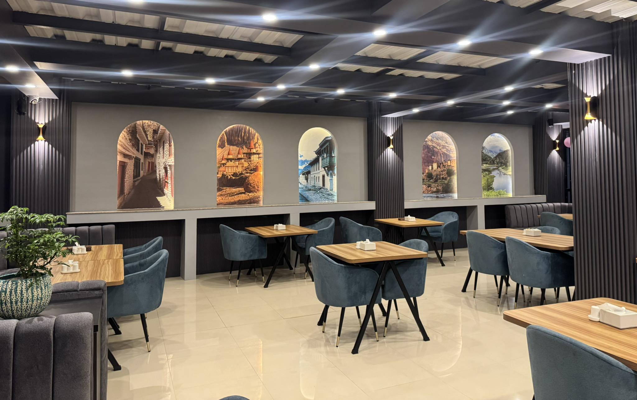 Chhusang Thakali Restro & Bar | Lalitpur