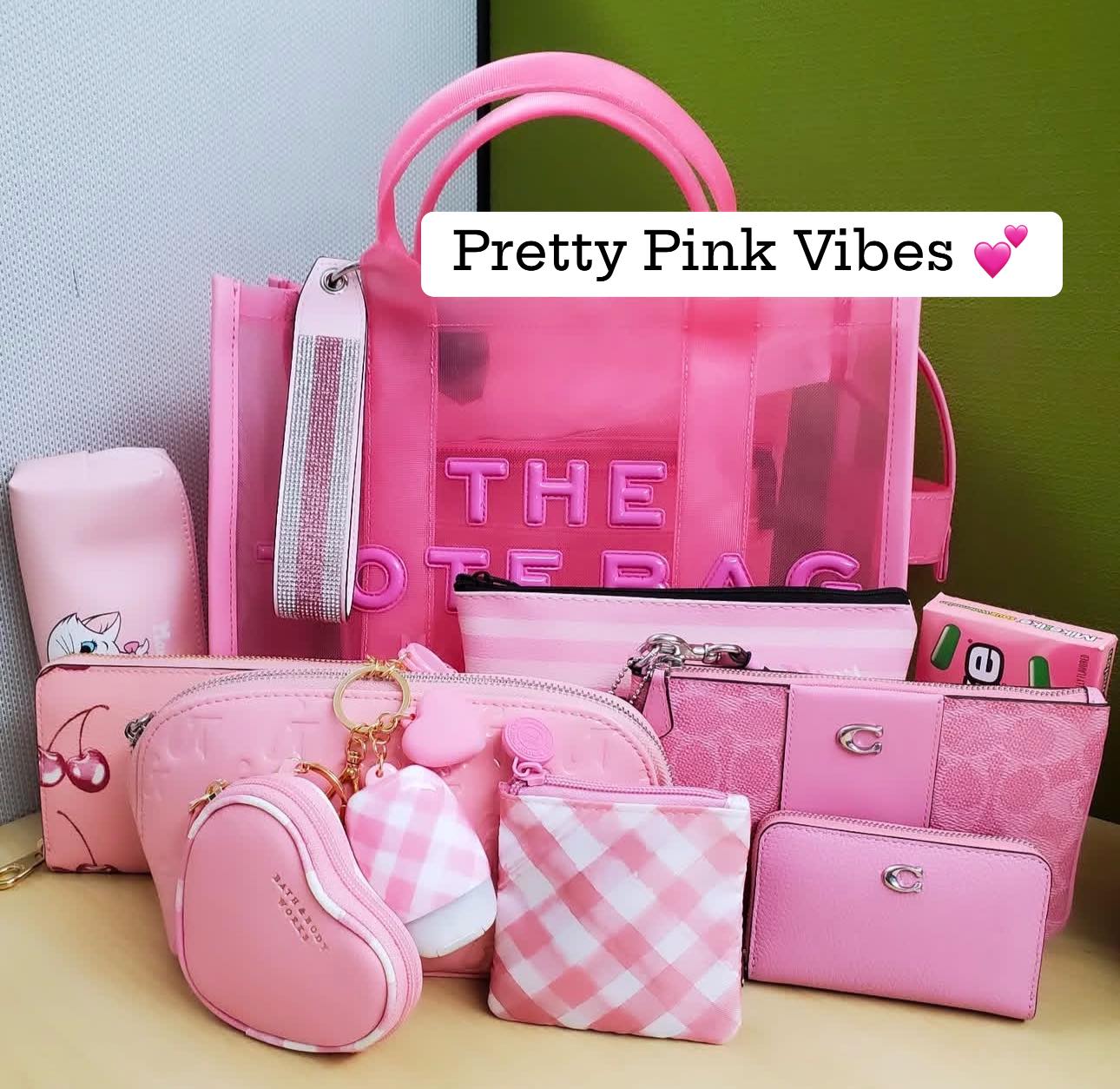 Marc Jacobs Mesh Tote Bag in Candy Pink. ??? I