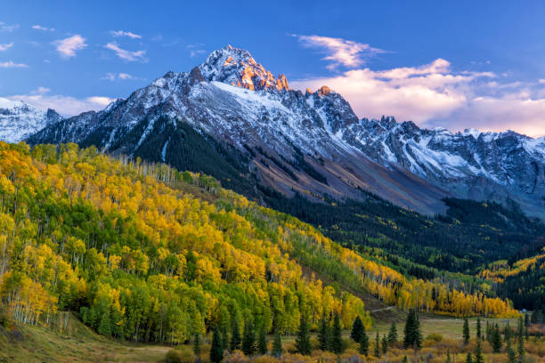 Take me to the mountains.”3.6.2021 👣🥾⛰🌞🤩
