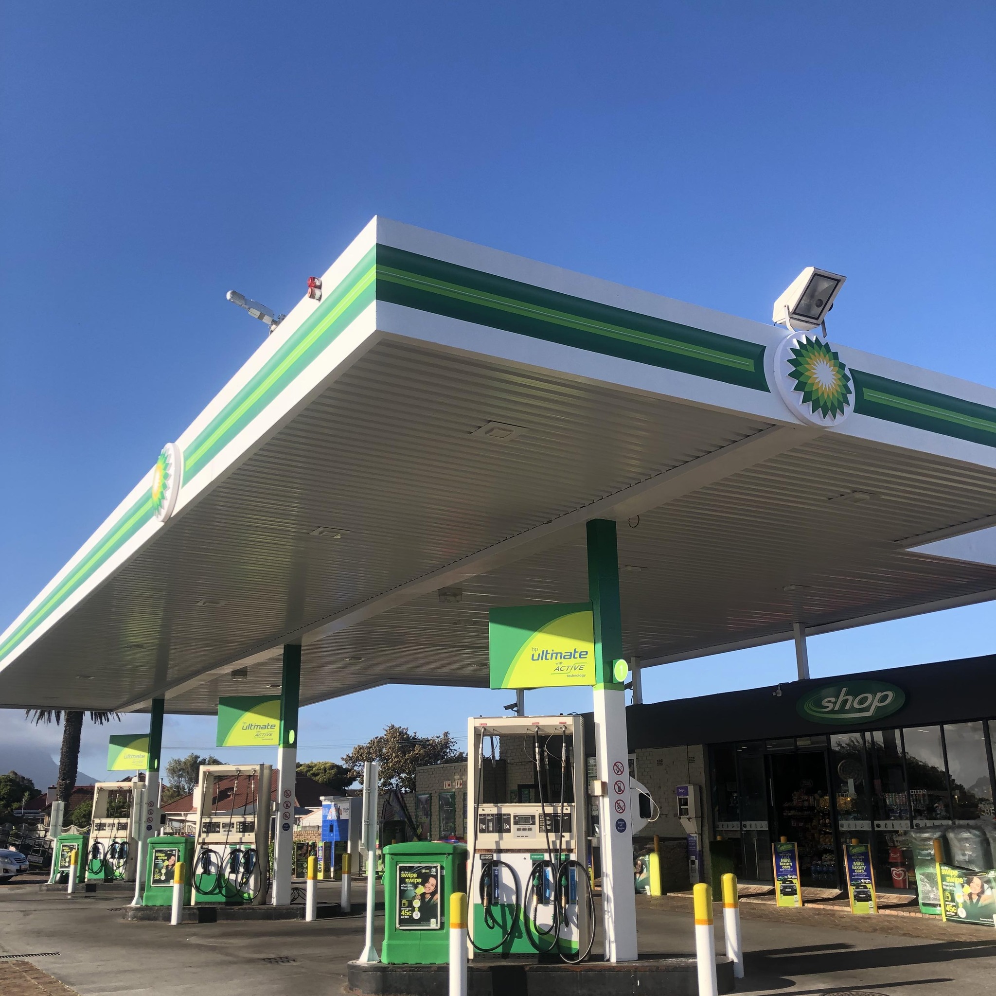 Upgrade your 13:00 Fuel-Up! ⛽️+🍊 Stopping for petrol? Don’t leave empty ...