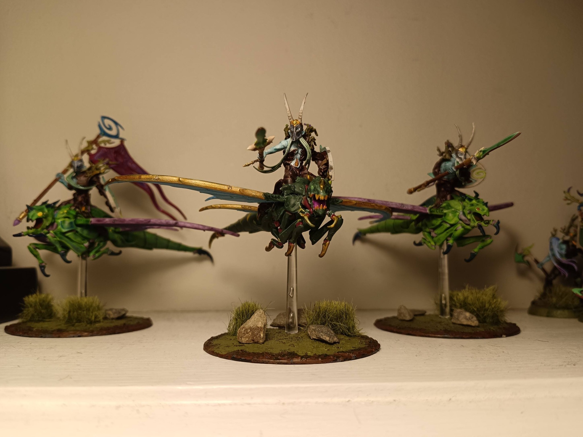 Just finished my 3 Sylvaneth Spite rider lancers.