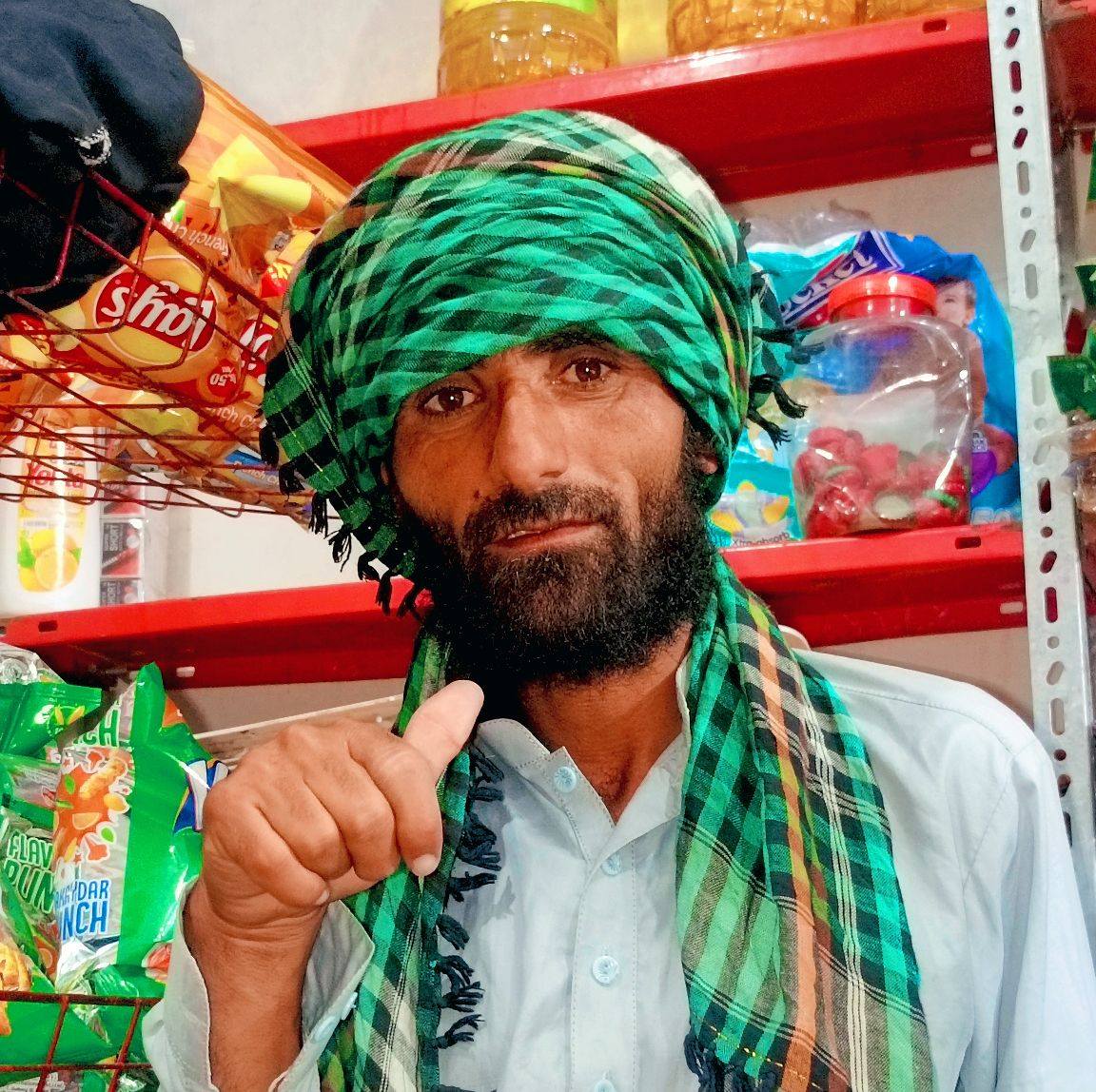 روزی خان شوقی vs نظر خان کویٹہ والا 🤣🤣🤣 | نظرخان كويٹہ والا | Facebook