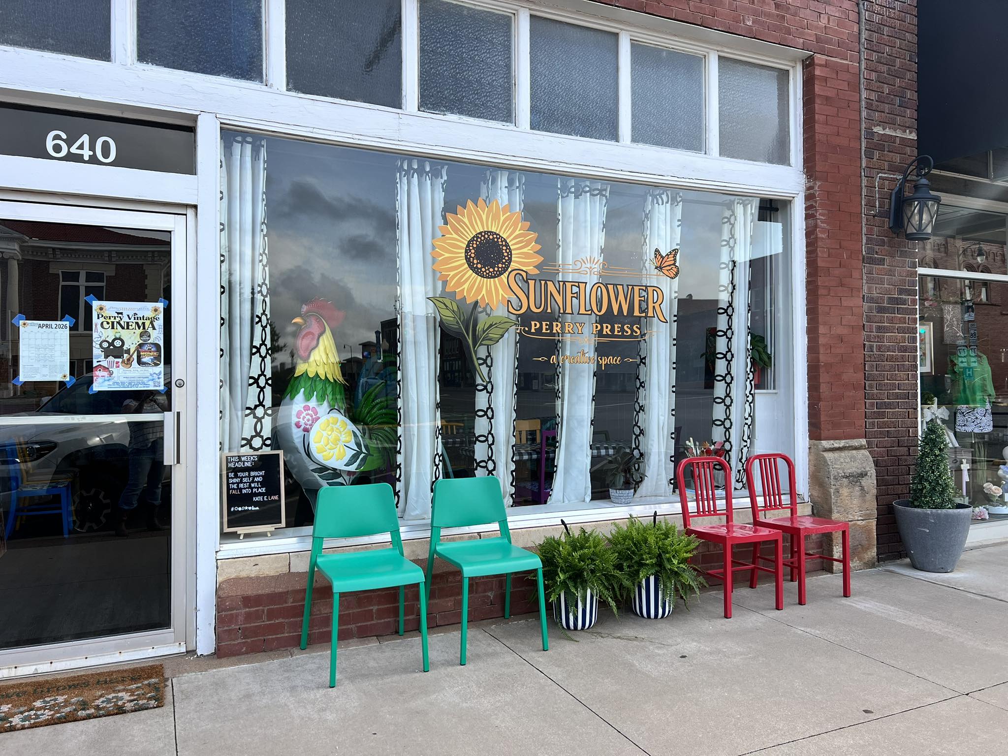 Sunflower Perry Press | Perry OK