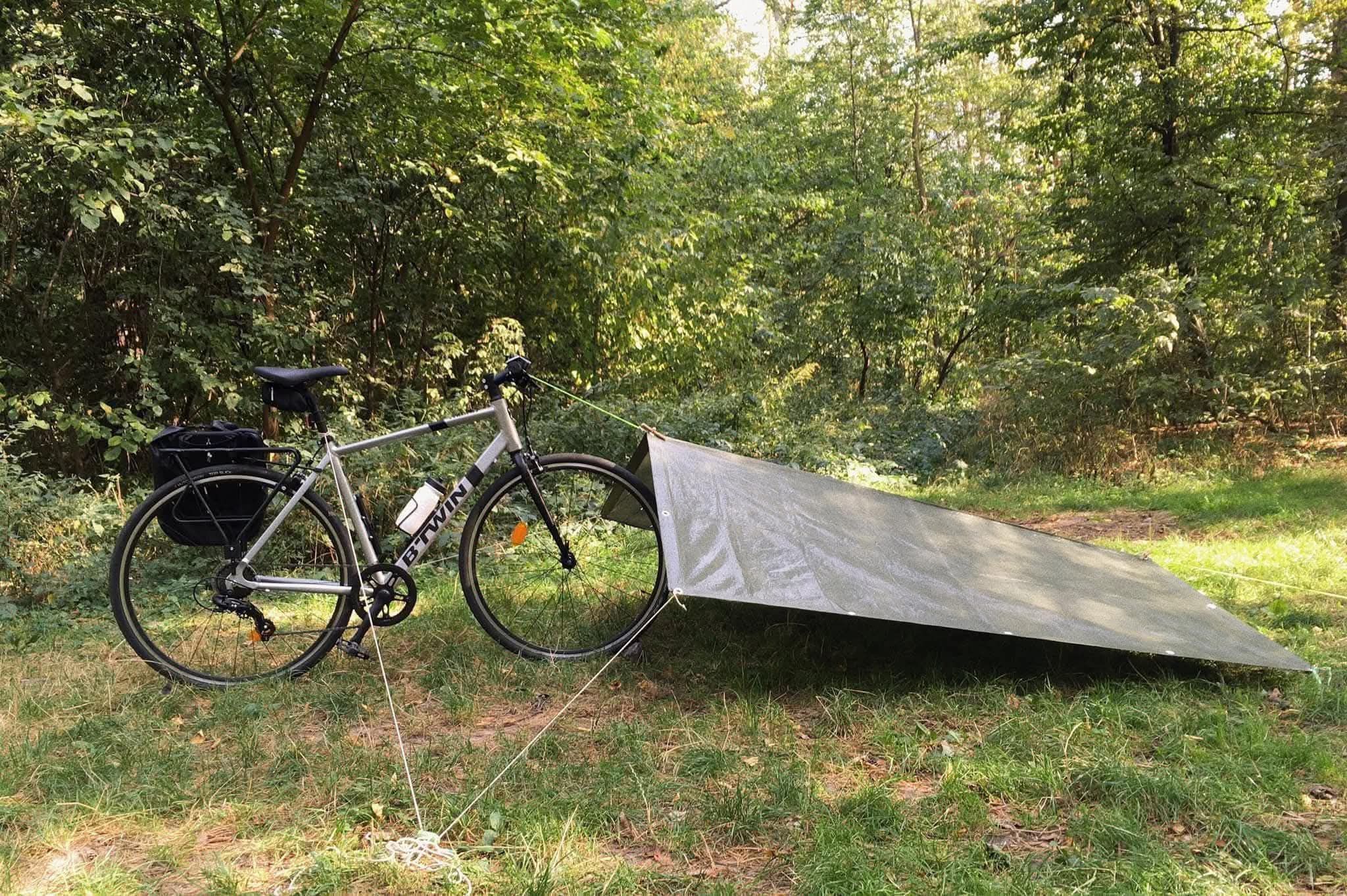 jackery roof top tent SolarSaga 100 Air Solar Panel Tentipi Tipi Vordach Tarp Oilskin Plane Farbe I Volumen:30 L / Red or power outages.