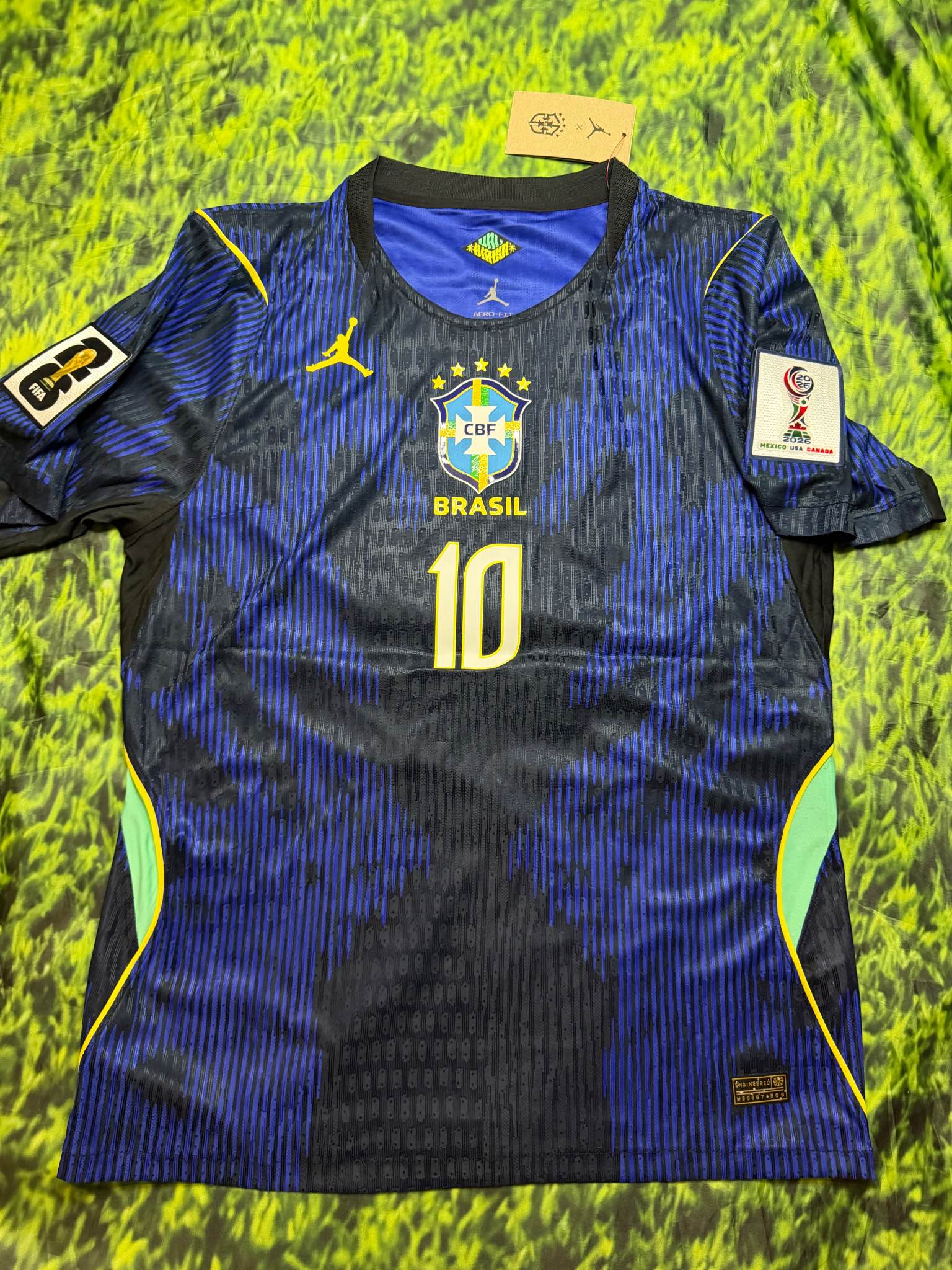 Awesome Brazil Neymar Jr #10 soccer jersey. This is a Jordan brand