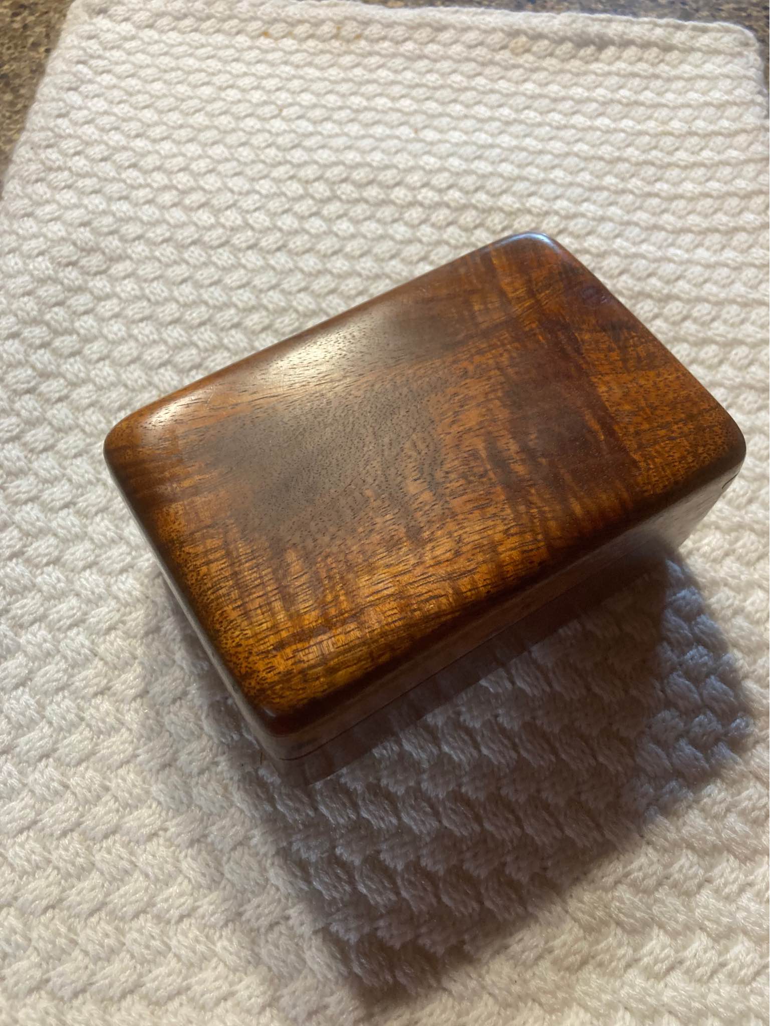 Beautiful, authentic Hawaiian Koa wood keepsake/jewelry box