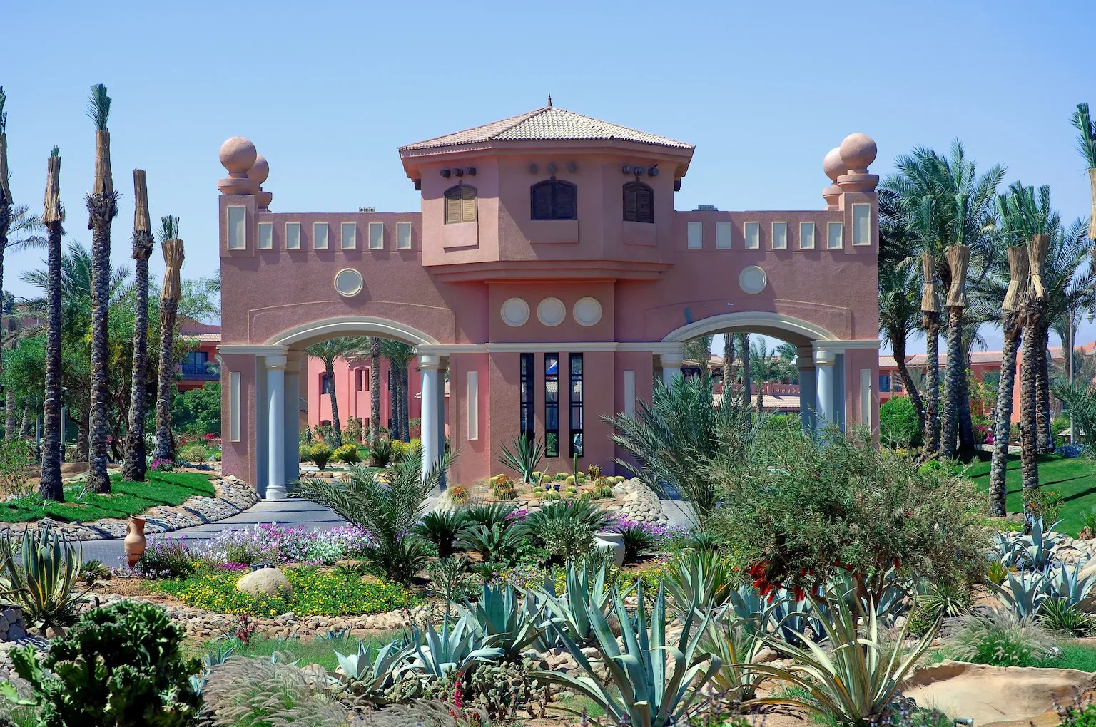parrotel-beach-resort-hotel-sharm-el-sheikh