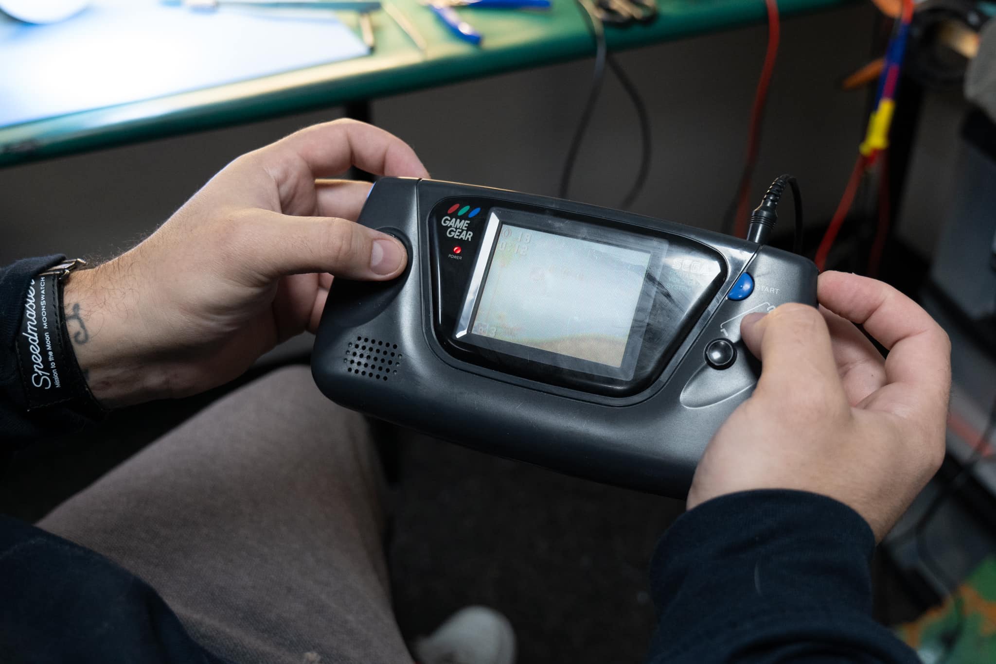 Black Hawk X9 Console Rétro Portable - +4000 Jeux Intégrés, Écran HD, Batterie Rechargeable