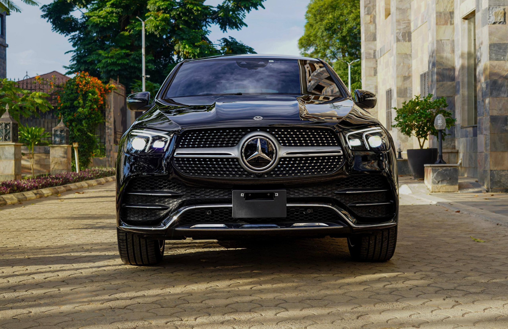 ? FOR SALE – 2023 Mercedes-Benz GLE 400d Coupe 4MATIC (Full 