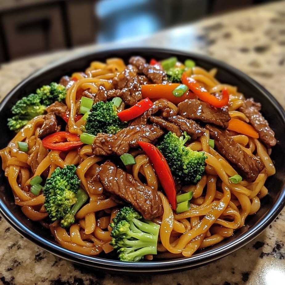 Alexa - Sticky Beef Noodles 🥢🐄 Ingredients: • 14 ounces (400 grams ...