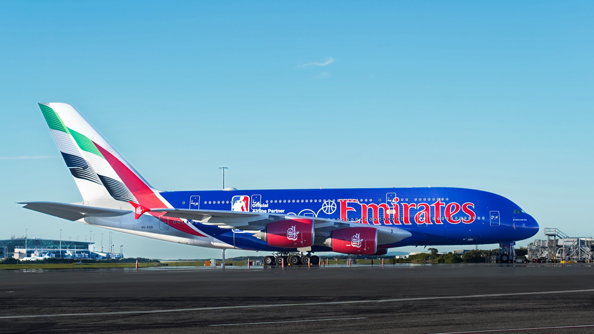 A livery that tells a story! The Expo 2020 design on Emirates