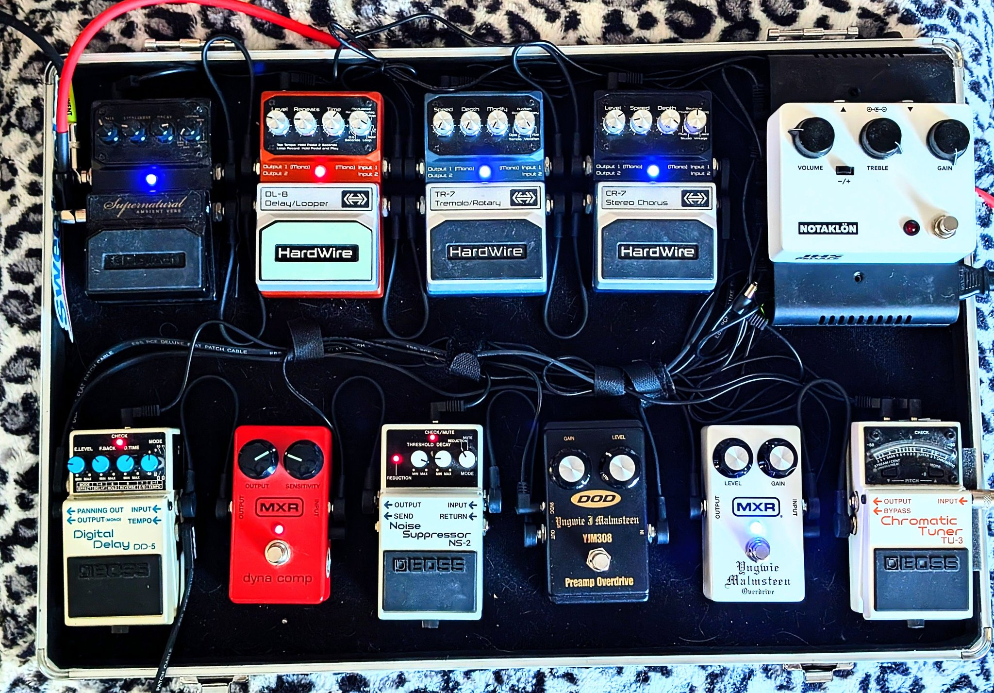 MXR308 YJM and DOD308 JYM pedal comparison