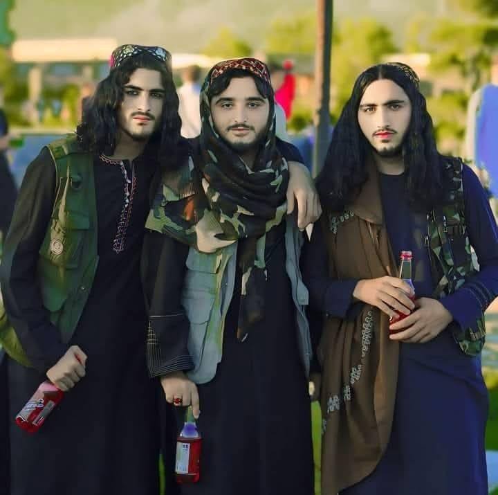 مشر رور خو مشر رور وی | صمد جان وزیرستاني | Facebook