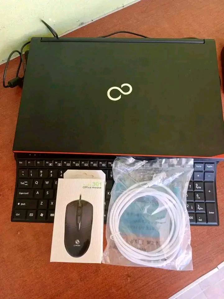 ✨ Fujitsu A579 Laptop Bundle✨ ‎ ‎💻 Specifications: ‎✓ Intel