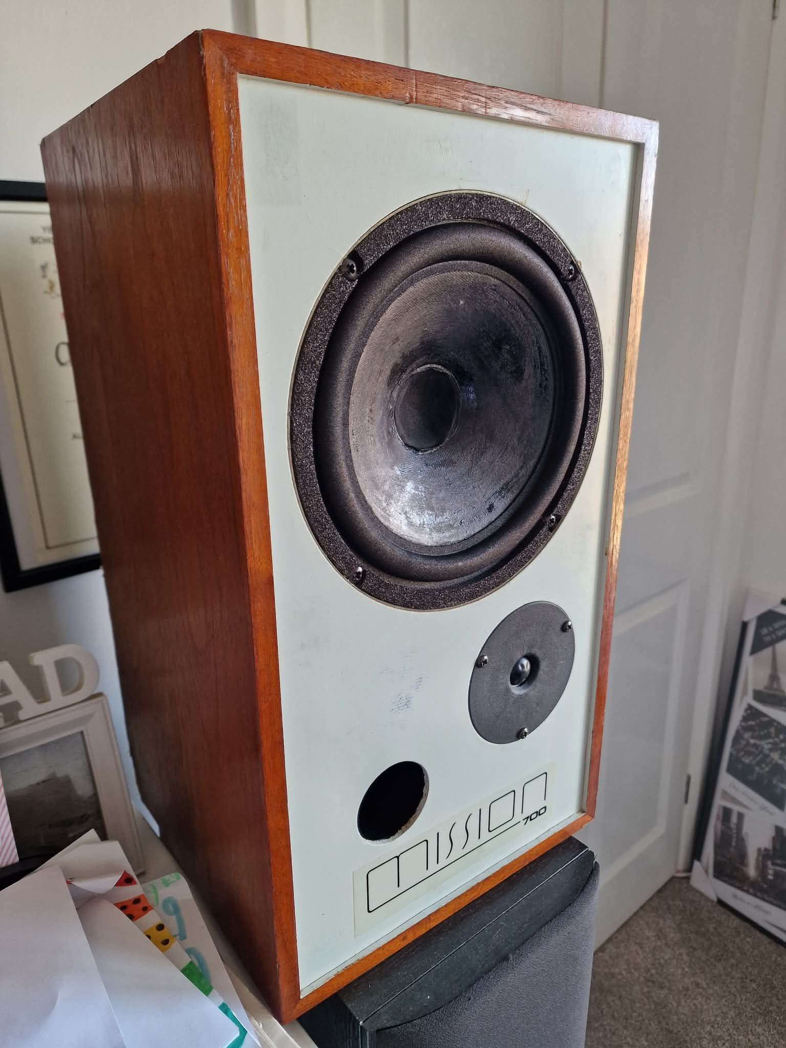 What are thoughts on Mission 753 speakers?