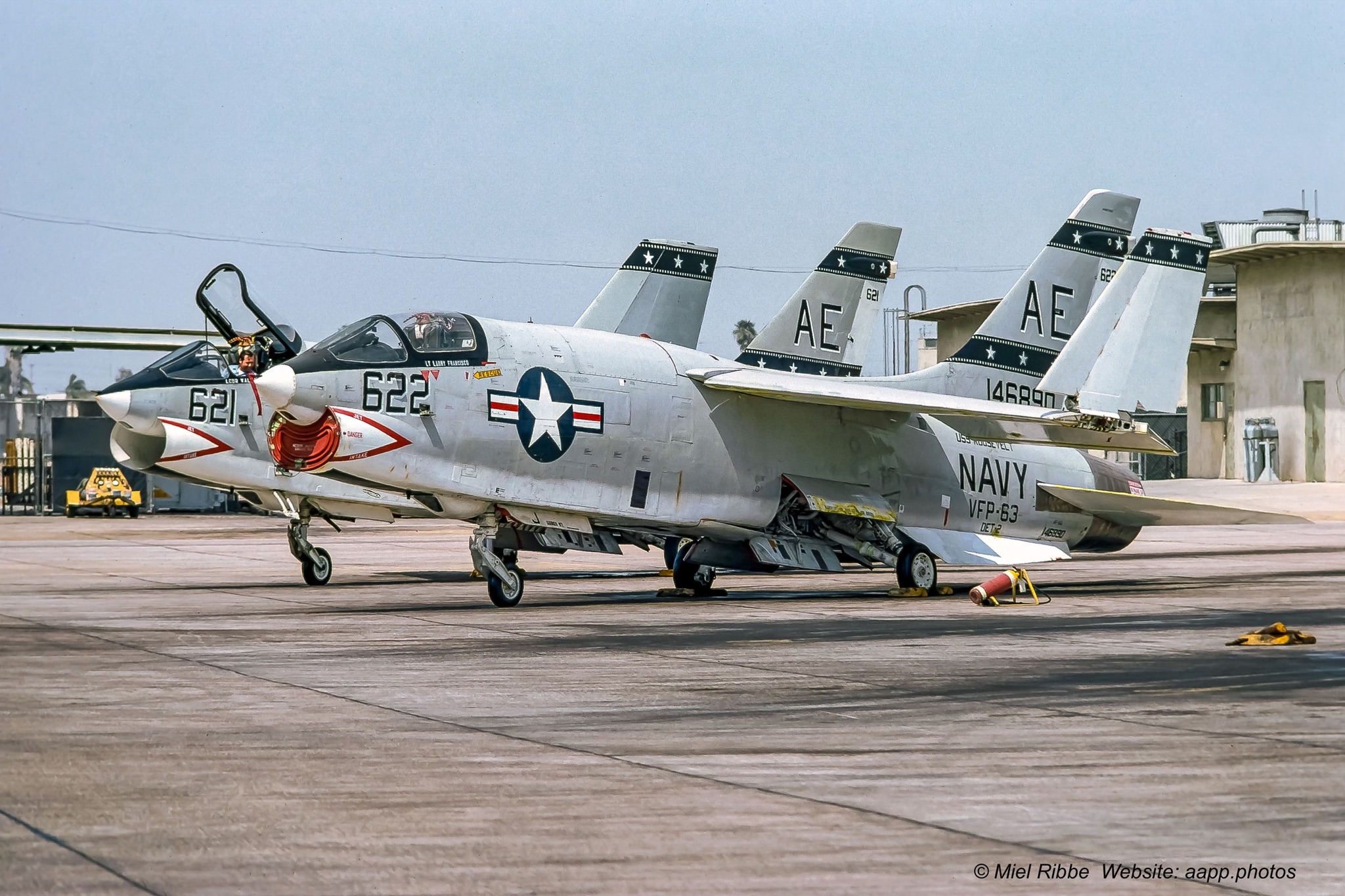 TBT VF-124 was the Fleet Replacement Squadron for F-14s at NAS