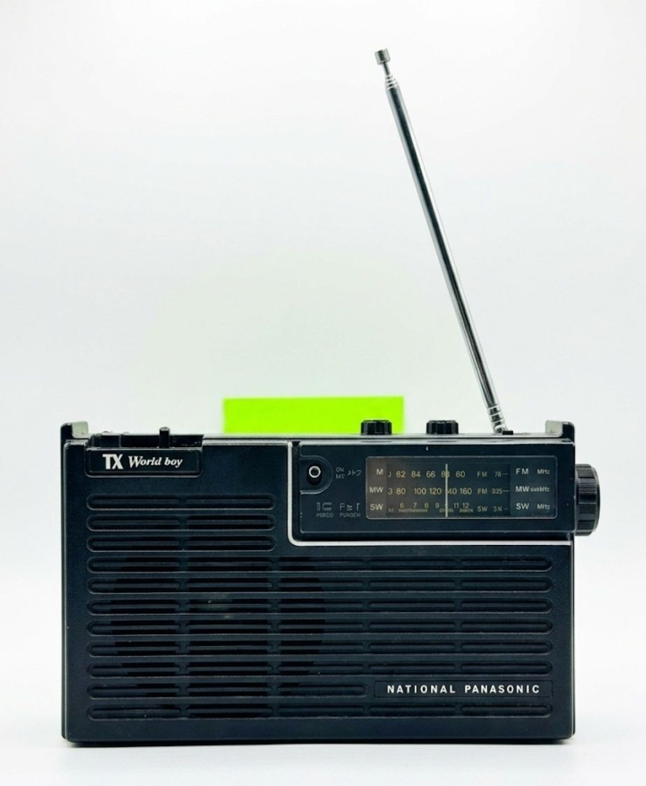 National Panasonic Cougar No. 7 (RF-877) FM Wide Band Radio.