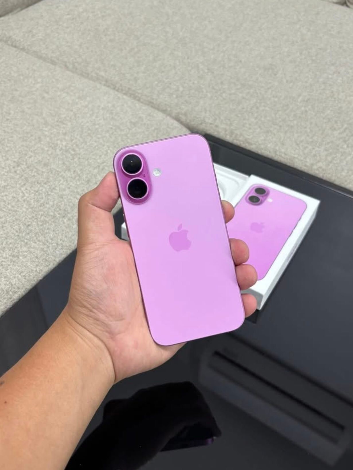 Brand New Original Apple iPhone 17 256GB Pink But All GBs And 