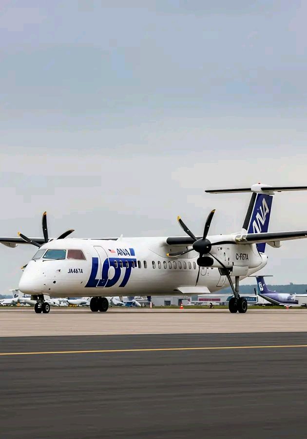 This ANA Dash 8-400 also flew in on Friday, to become JA467A.