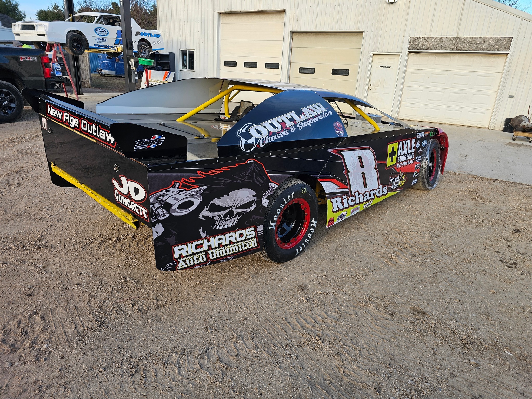 Annnnd just like that.. it's race... - Richards Racing #8R | Facebook