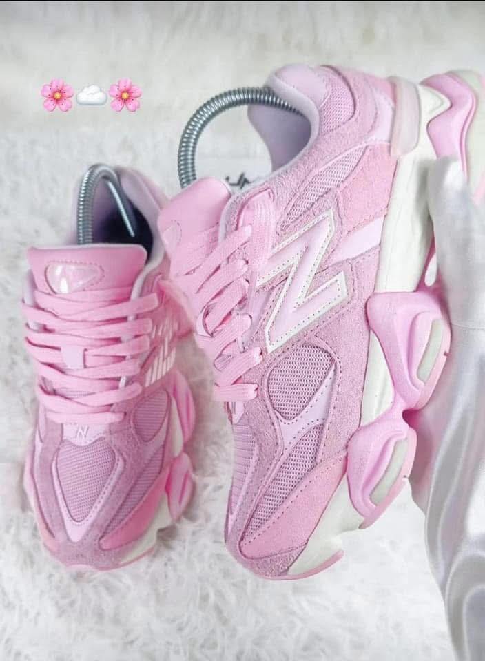 Saddle up in style. New Balance x atmos Pink 204L 