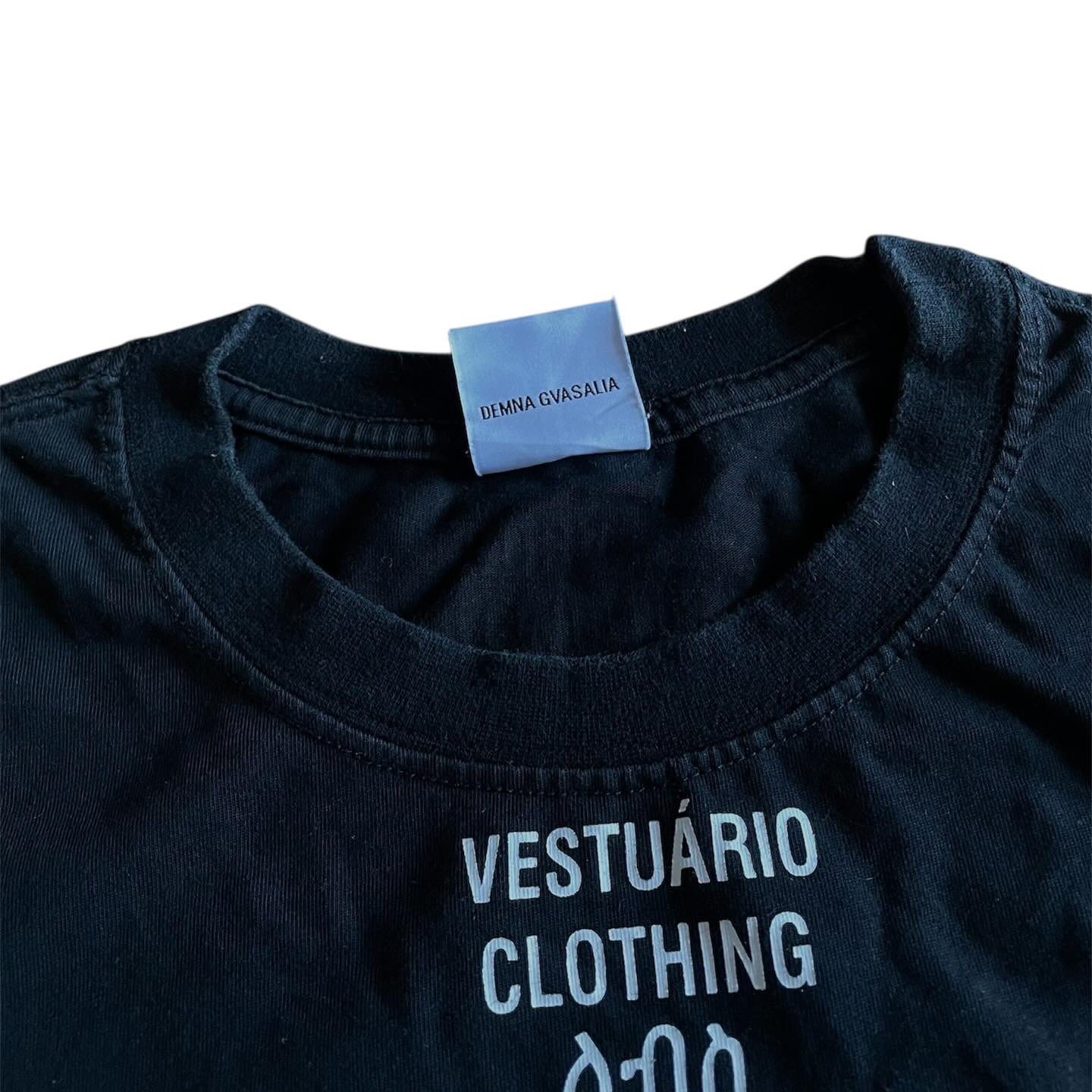 Vetements Language Tee 22.5x34 / Large to XL -minimal hole (hem 