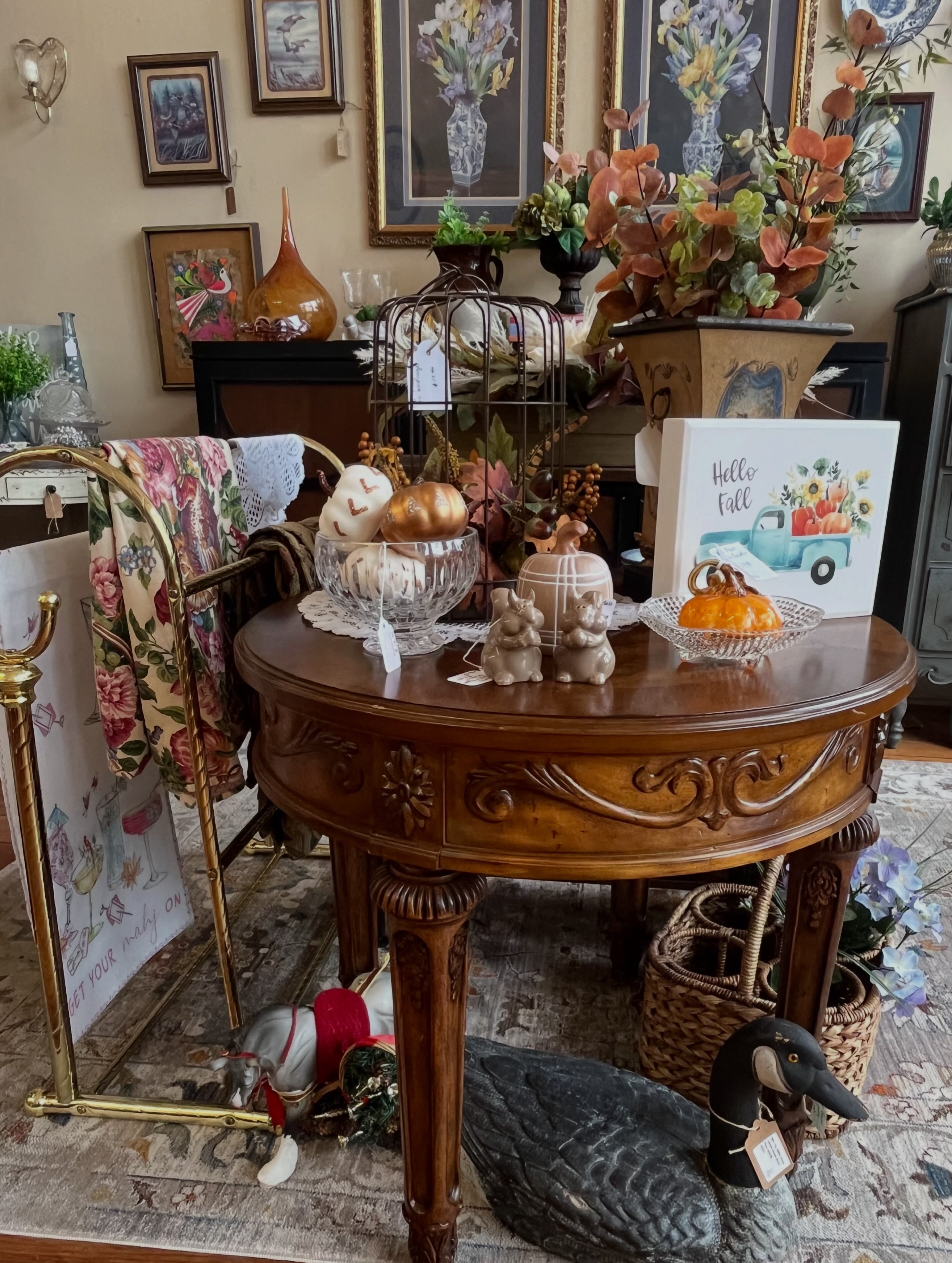 Load up your friends and make a day of treasure hunting in