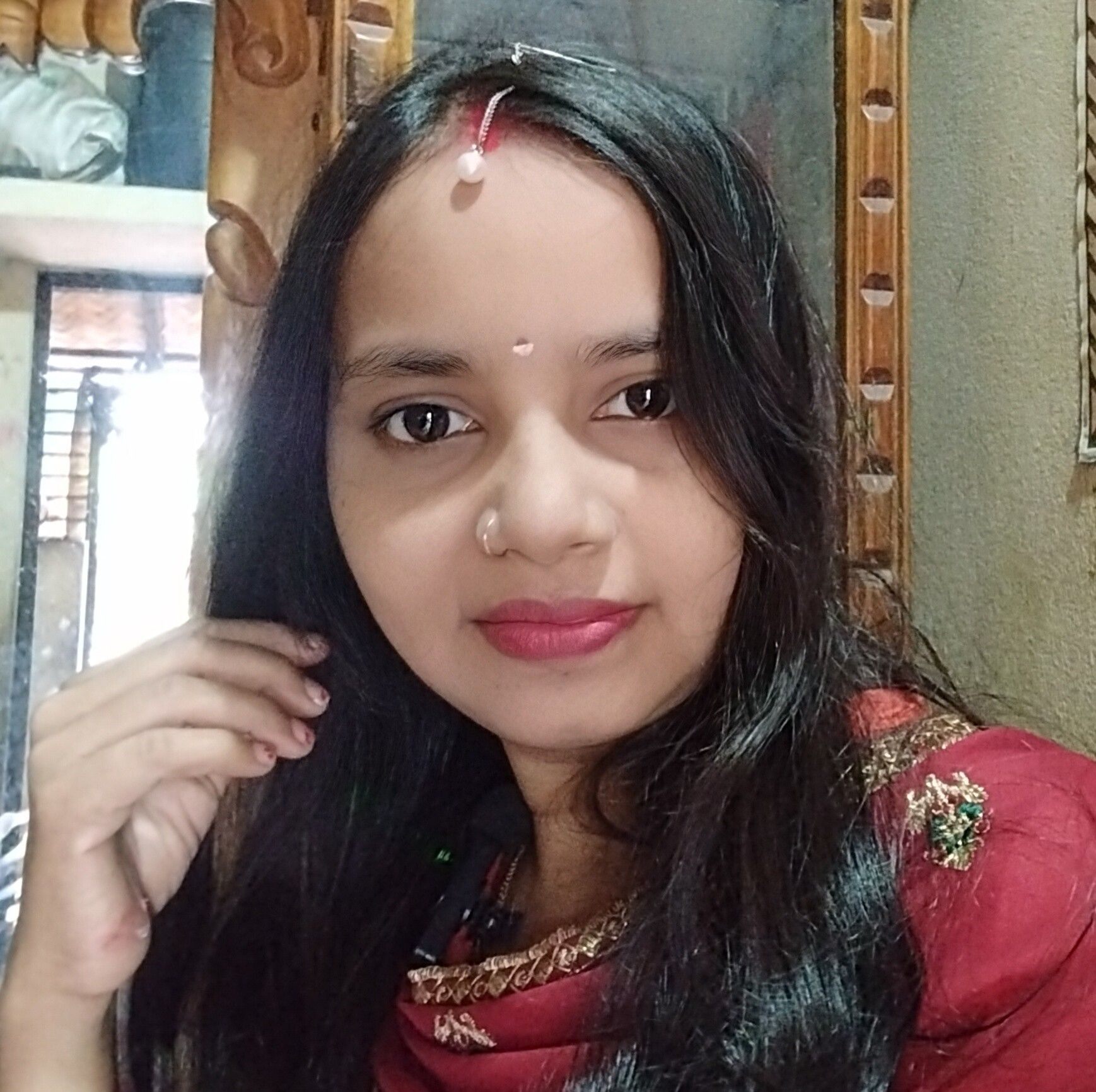 বাসের মধ্যে লিপিস্টিক দিতে ভুলে গেছি😁😍🤣 | Sima Rani Mondal | Facebook
